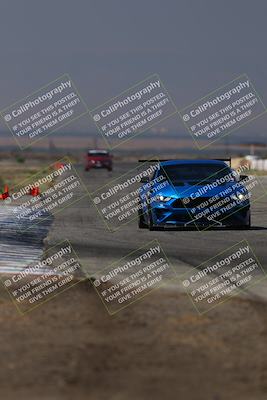 media/Sep-20-2025-Extreme Speed (Sat) [[1fcc23683c]]/Orange (Mid Intermediate)/Session 2 (Sunrise)/